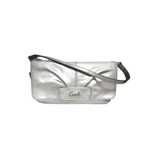 Coach Wristlet / Purse *EUC*